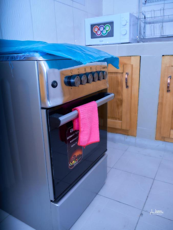 Naiveli-Palm Appartement Meuble Sobre Et Chic Douala Eksteriør billede