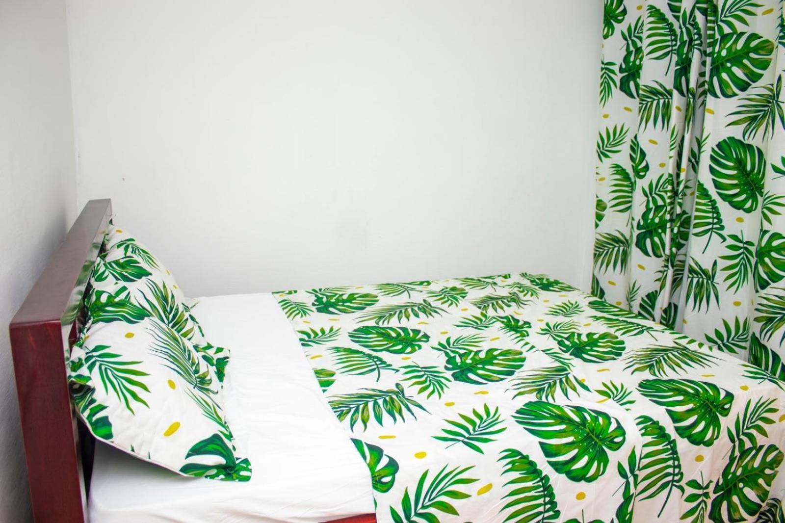 Naiveli-Palm Appartement Meuble Sobre Et Chic Douala Eksteriør billede