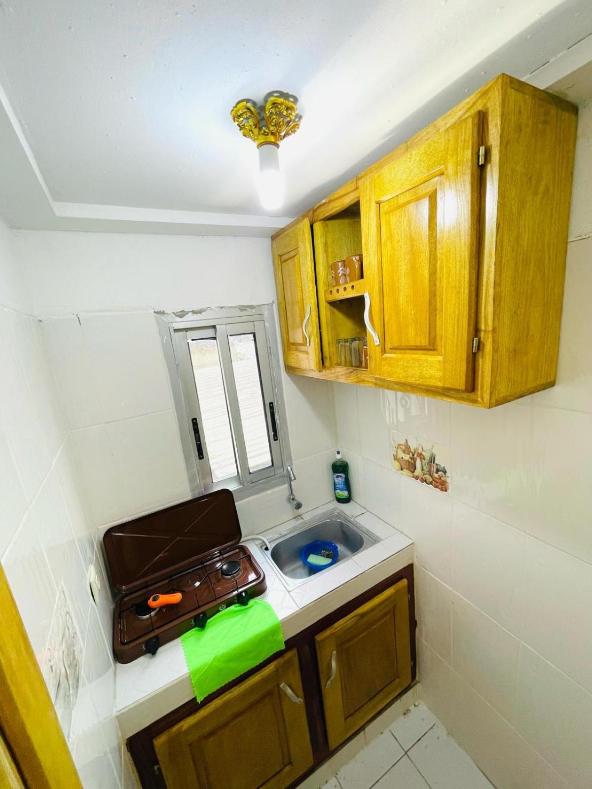 Naiveli-Palm Appartement Meuble Sobre Et Chic Douala Eksteriør billede
